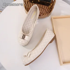 Celebrate-conformable female ballet apartment, leather moccasins, shoe of putting on, elegant shoe, red, summer, 42, 2023 10 Main Sales Moccasim Female Elegant - №3