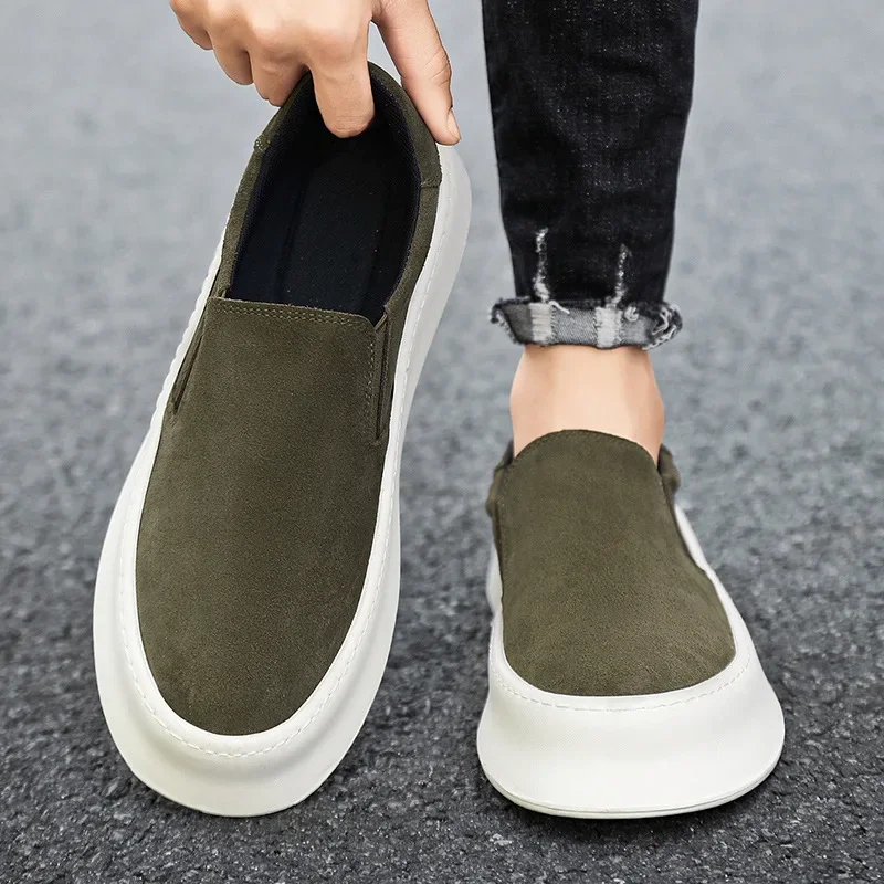 2024 Men\'s Shoes Summer New Suede One Step Board Shoes Thick Sole Breathable Lightweight Casual Shoes Low Top Lefu Shoes