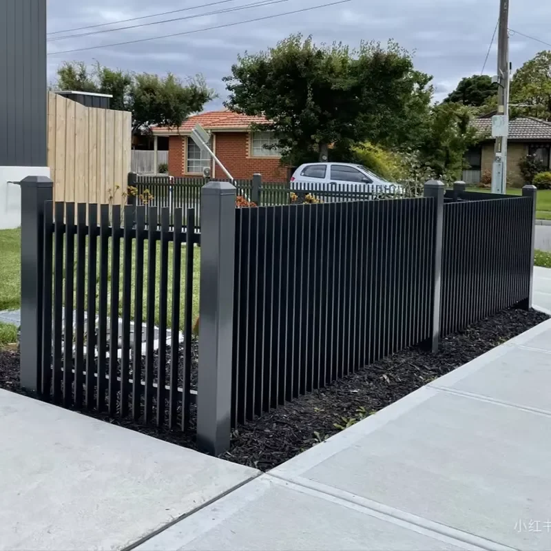 Welded Aluminum Panel Angled Privacy Screens Outdoor Radiator Fencing Garden 3D Vertical Blade Eco-Friendly Nature Fence