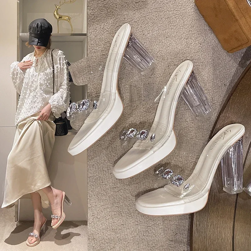 

Женские босоножки на высоком каблуке на массивной платформе, лето 202, прозрачные сандалии из ПВХ с блестящими кристаллами, женские прозрачные вечерние босоножки на толстом каблуке