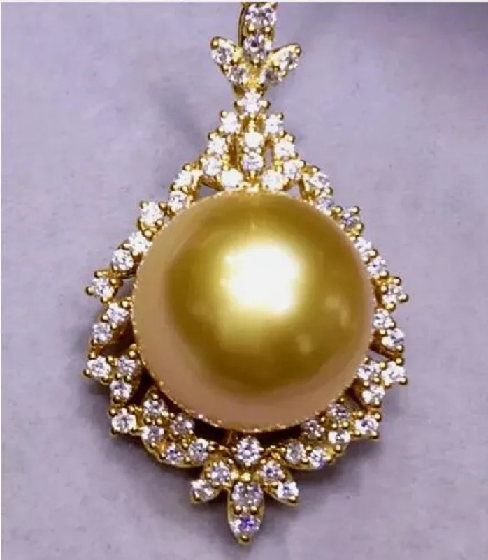 

Gorgeous giant AAAA 12-13mm Nanhai gold pearl pendant necklace