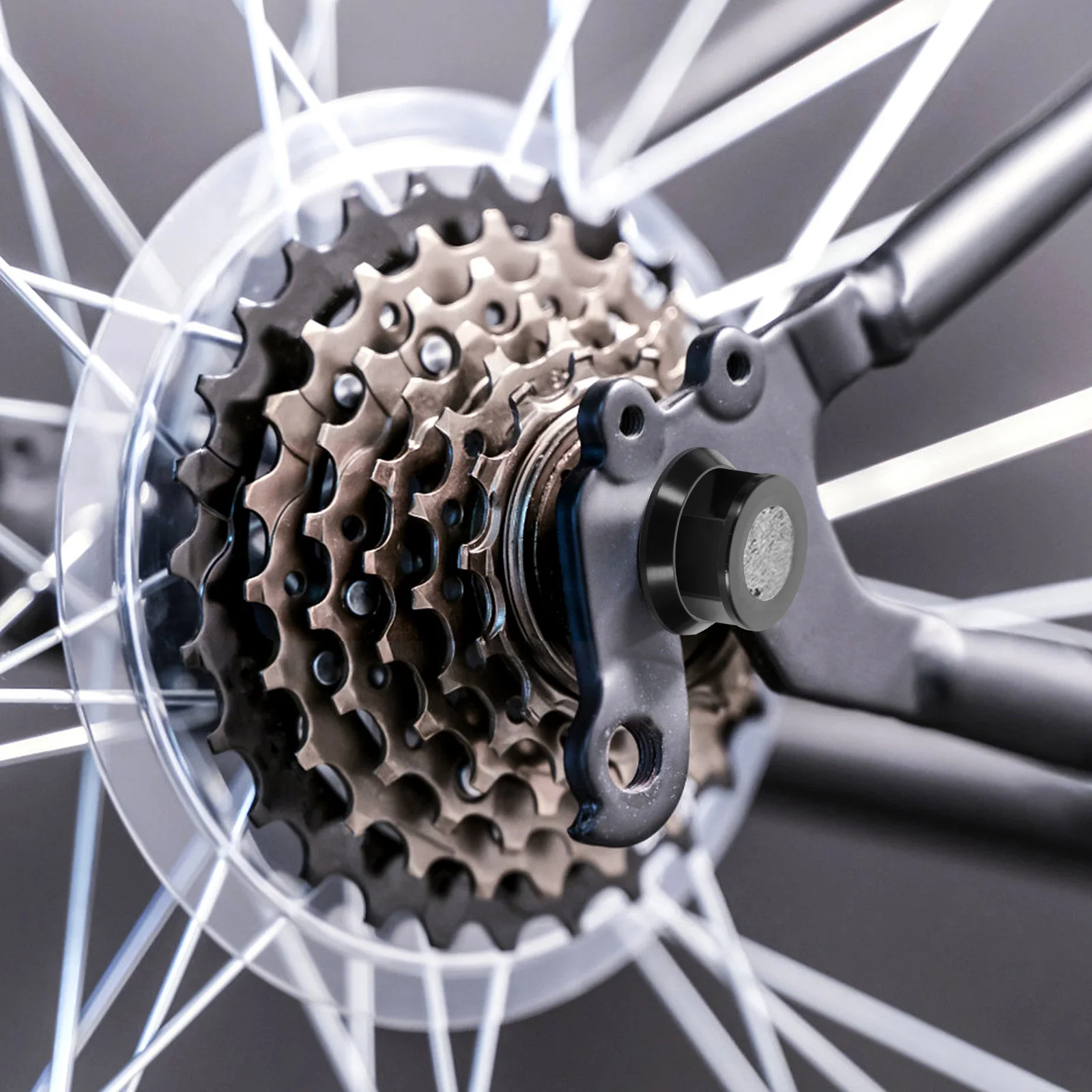 

2Pcs Black Aluminum Alloy Hub Nut M10 Fixed Gear Lightweight Durable Bike Wheel Nuts for Rear Hub DIY Modification