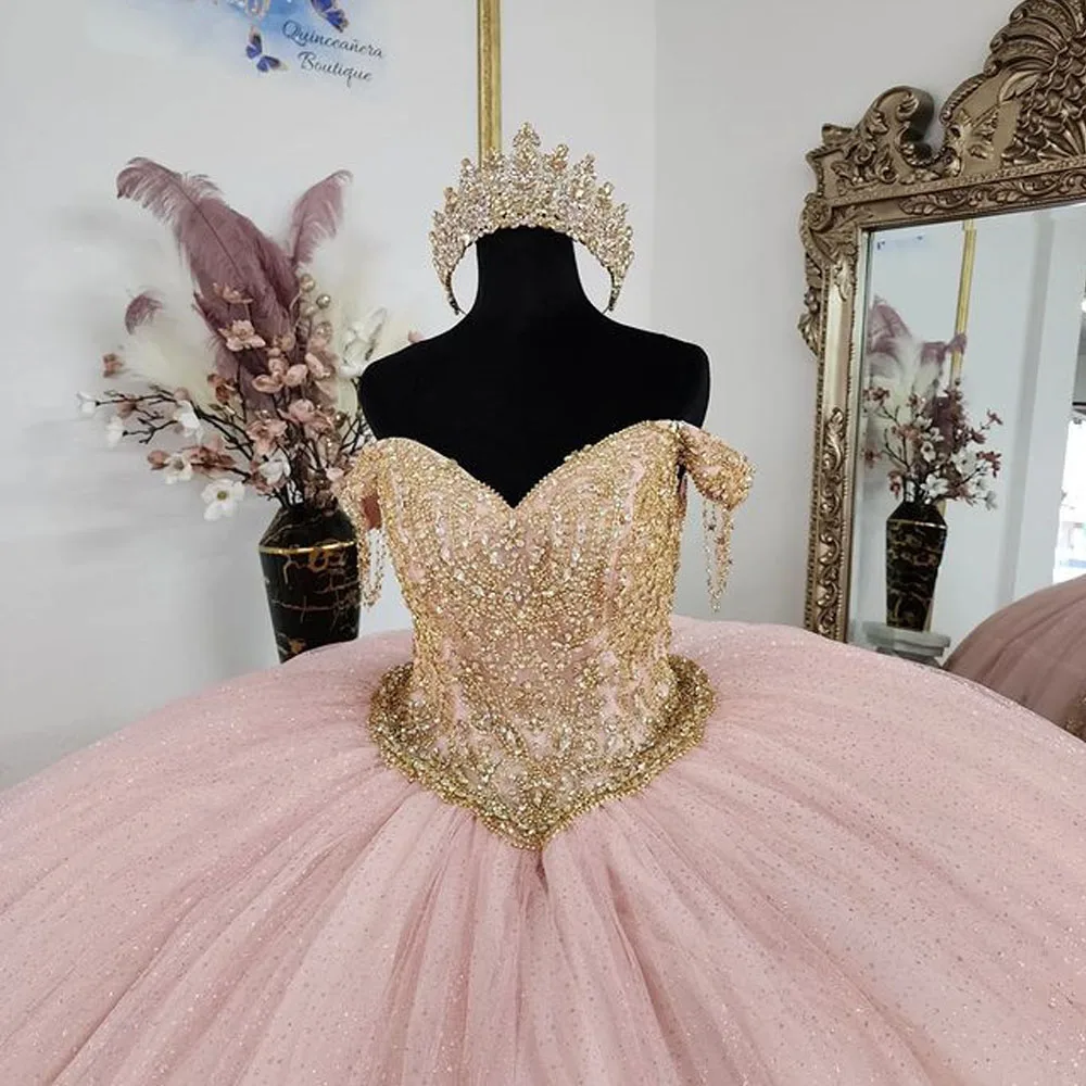 Rose Pink Princess Puffy Quinceanera Dresses Gillter Gold Applique Tassel Off Shoulder Lace-up Corset vestidos de graduación