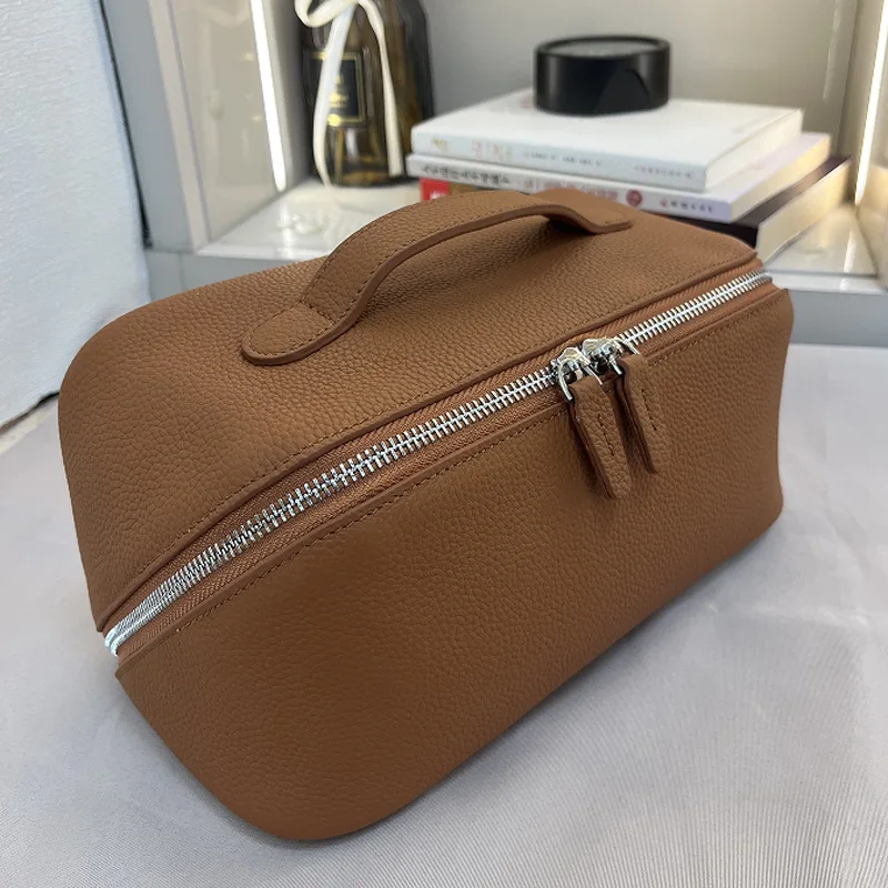 first-layer cowhide lipstick cosmetic bag, genuine leather travel portable toilet bag, large-capacity storage bag.