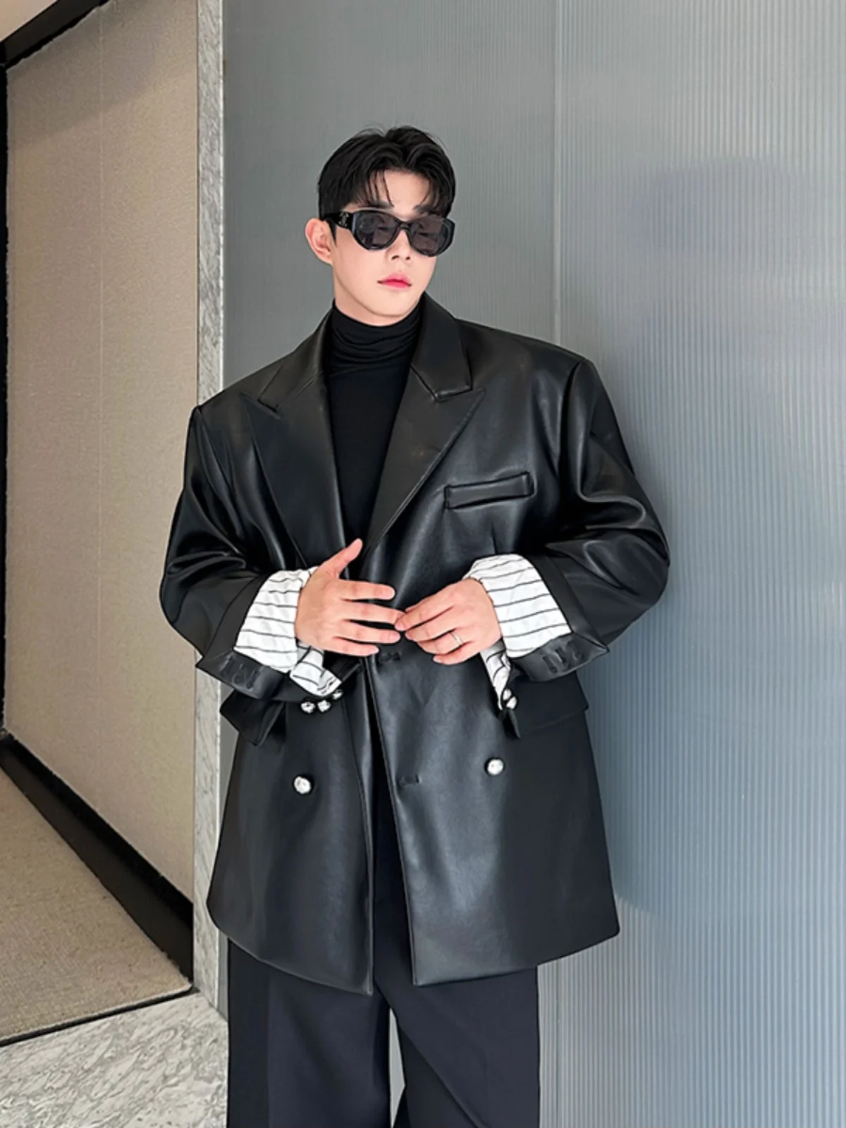 

Loose Fit Double Breasted Leather Jaet Men's Faionable Windproof Suit Coat Youth ular Long Sve Striped Pattern