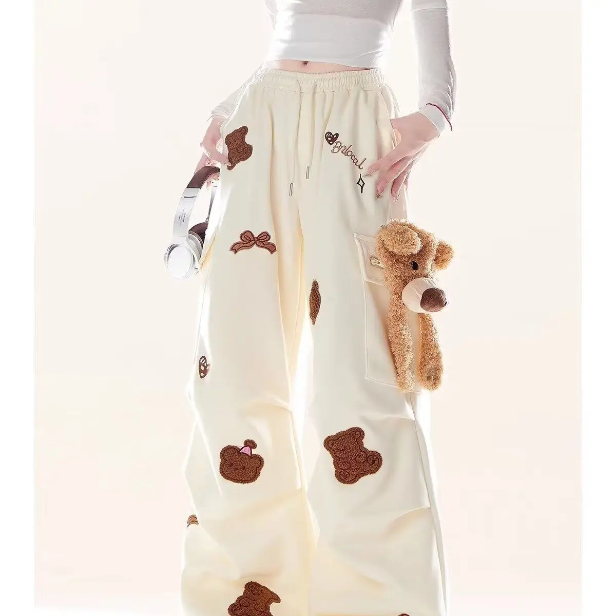 

Onalippa 2026, новые спортивные спортивные штаны с плюшевым мишкой в американском стиле ретро, осенние плиссированные рабочие брюки с карманами, повседневные широкие брюки