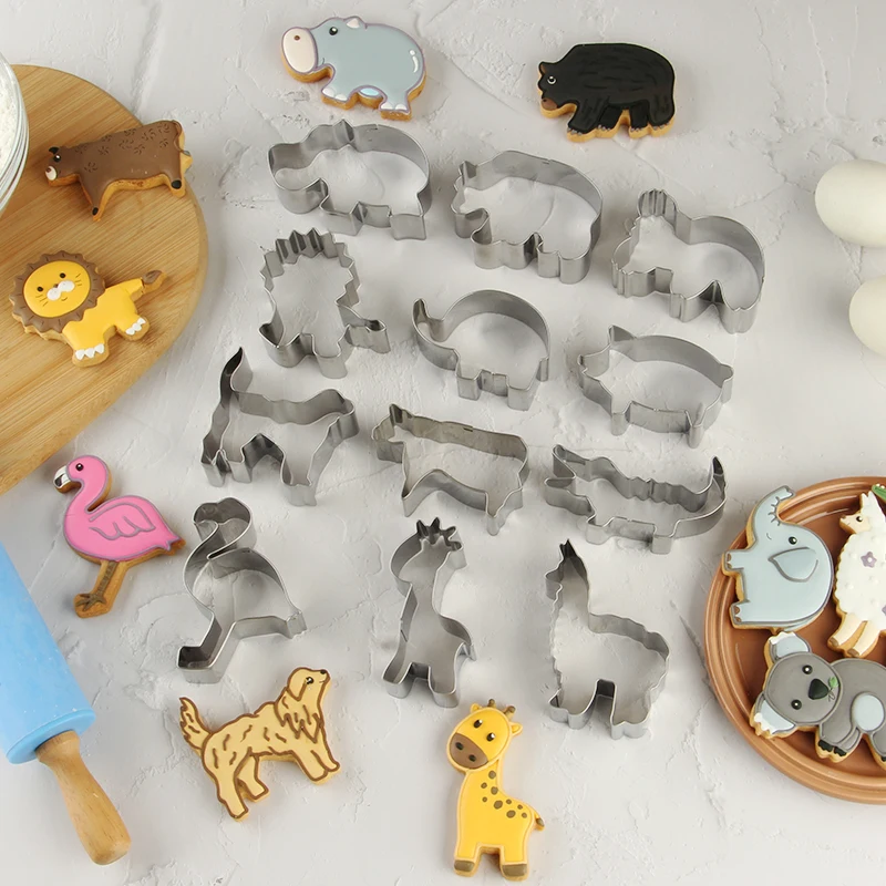 12PCS Animal zoo kitchen dough cutter metal cookie cutter fondant biscuit cake mold