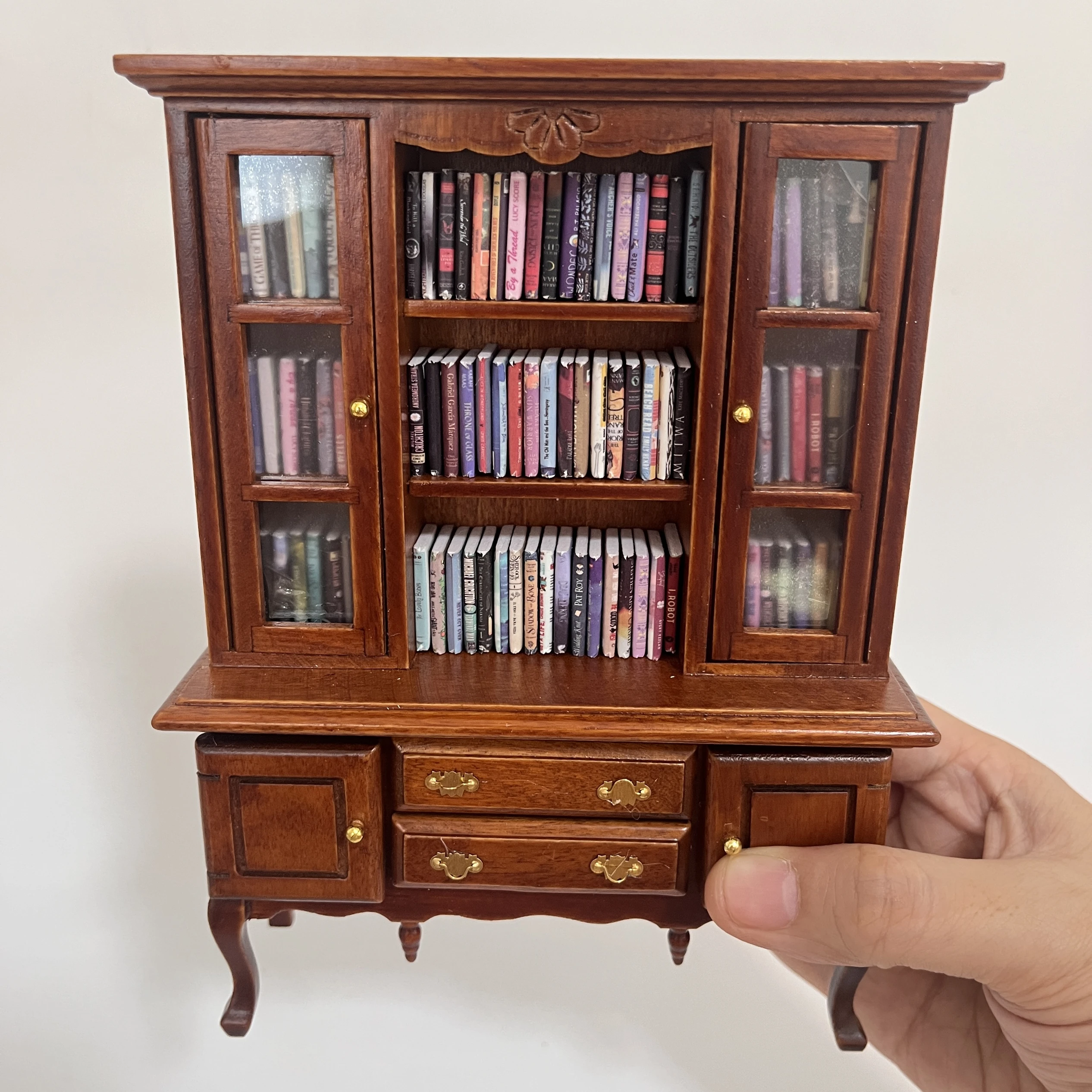 Retro Creative Wooden Miniature Dollhouse Scene Decorations Model Bookshelf Display Piece Furniture for Older Children