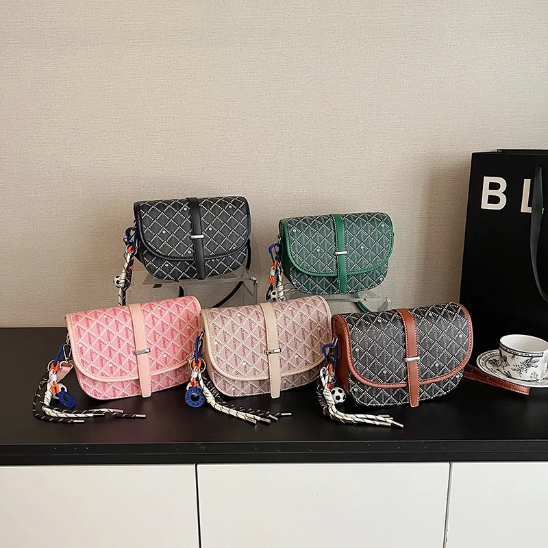 

Multi-Functional Women's Crossbody Bag 2025, Lightweight Nylon, Spacious Mini Square Purse with Inner Pockets for Travel