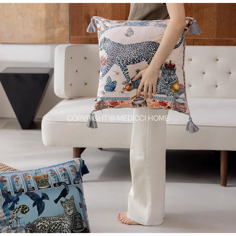 Medicci Home Majestic Leopard Crown Decorative Cushion Cover Palatial Surroundings Pattern Painted Pillowcase For Sofa Couch Bed
