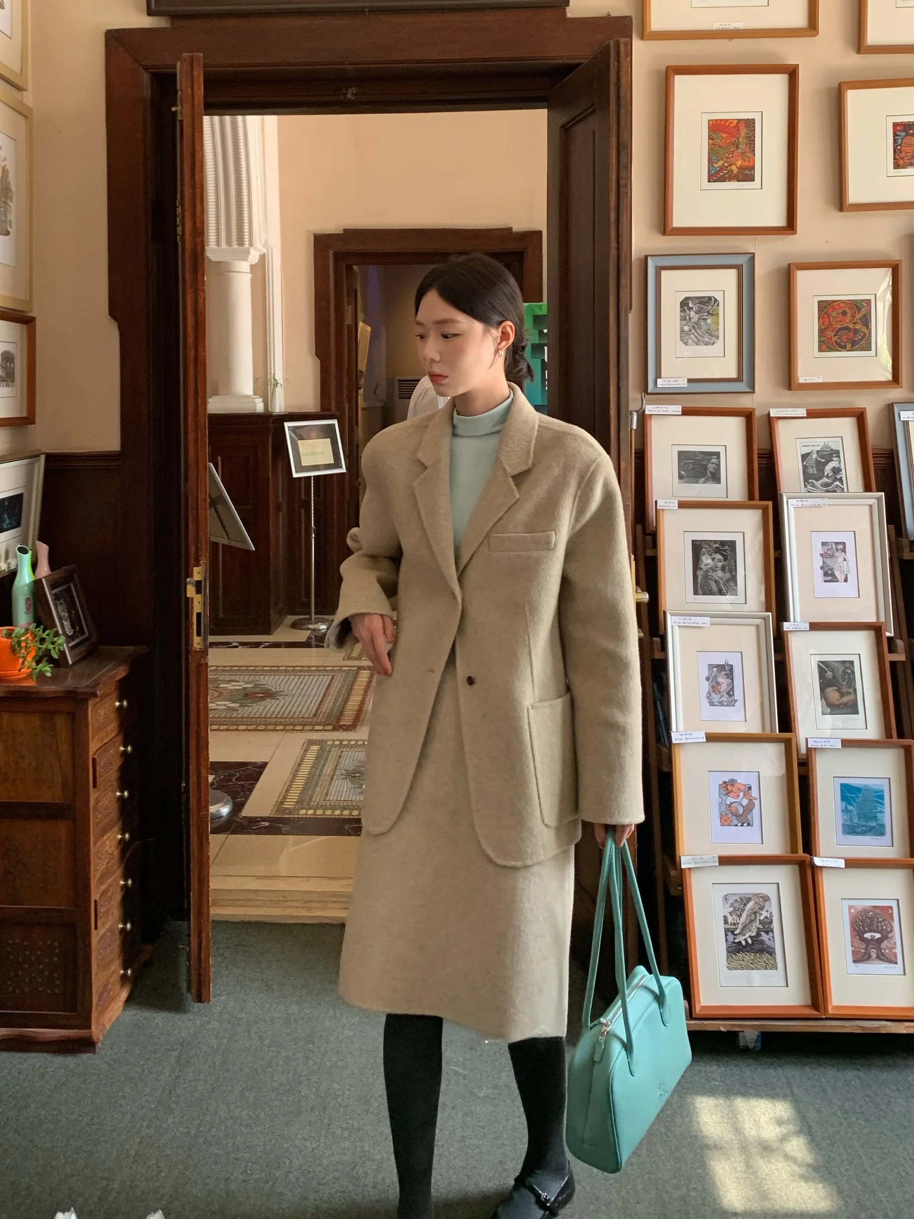 

Double-Sided Woolen Skirt Large Flower Commuter Korean Sle A-Line Skirt High Waist Design Daily Wear for Ladies