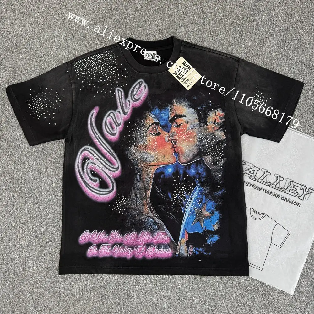 Trendy short-sleeve T-shirt, high-quality fashion niche design, high-definition digital white ink direct-print printing, rhinestone embellishment, washed and distressed look, loose fit