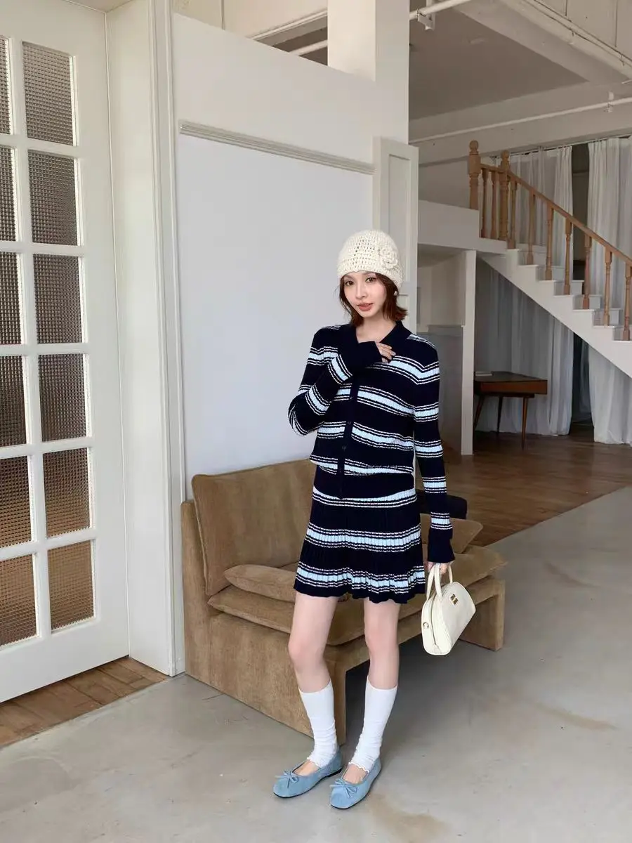 韓国風カジュアルストライプニットセット レディース ニットオープンカーディガン スカートセーター ツーピースセット ソフトダブルニット