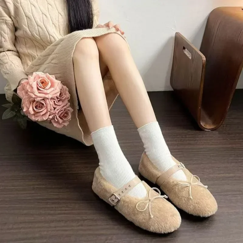 Women Plush Mary Jane's Shoes Girl Fashion White Sweet Bowknot Fur Pumps Autumn Winter Sheepskin Leather Luxury Flats