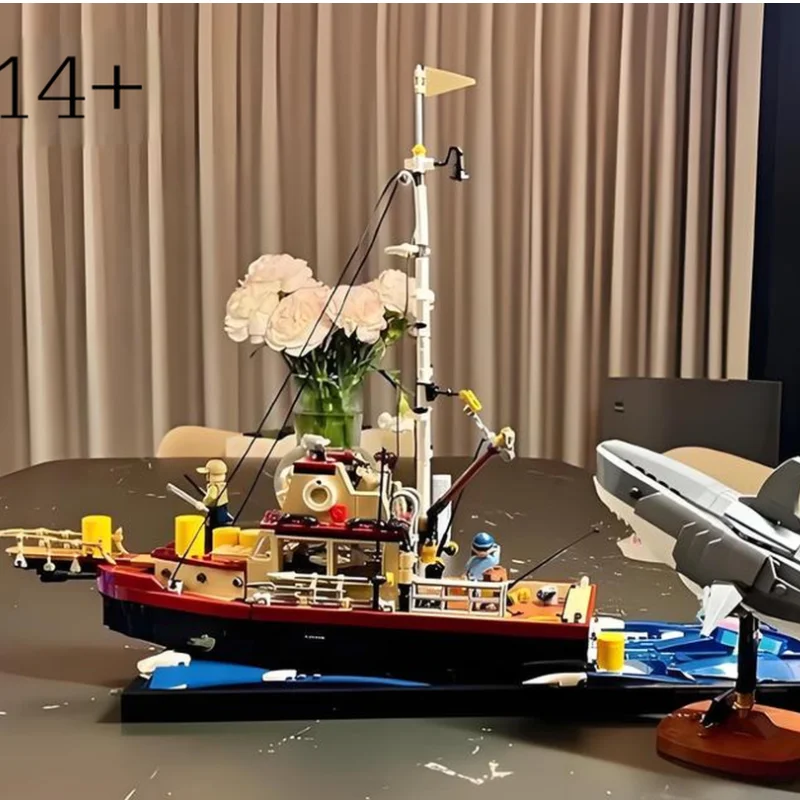 2025 neue 21350 Backen Diorama Boot Shark Piraten Schiff Bausteine Fischerboot Modell Spielzeug