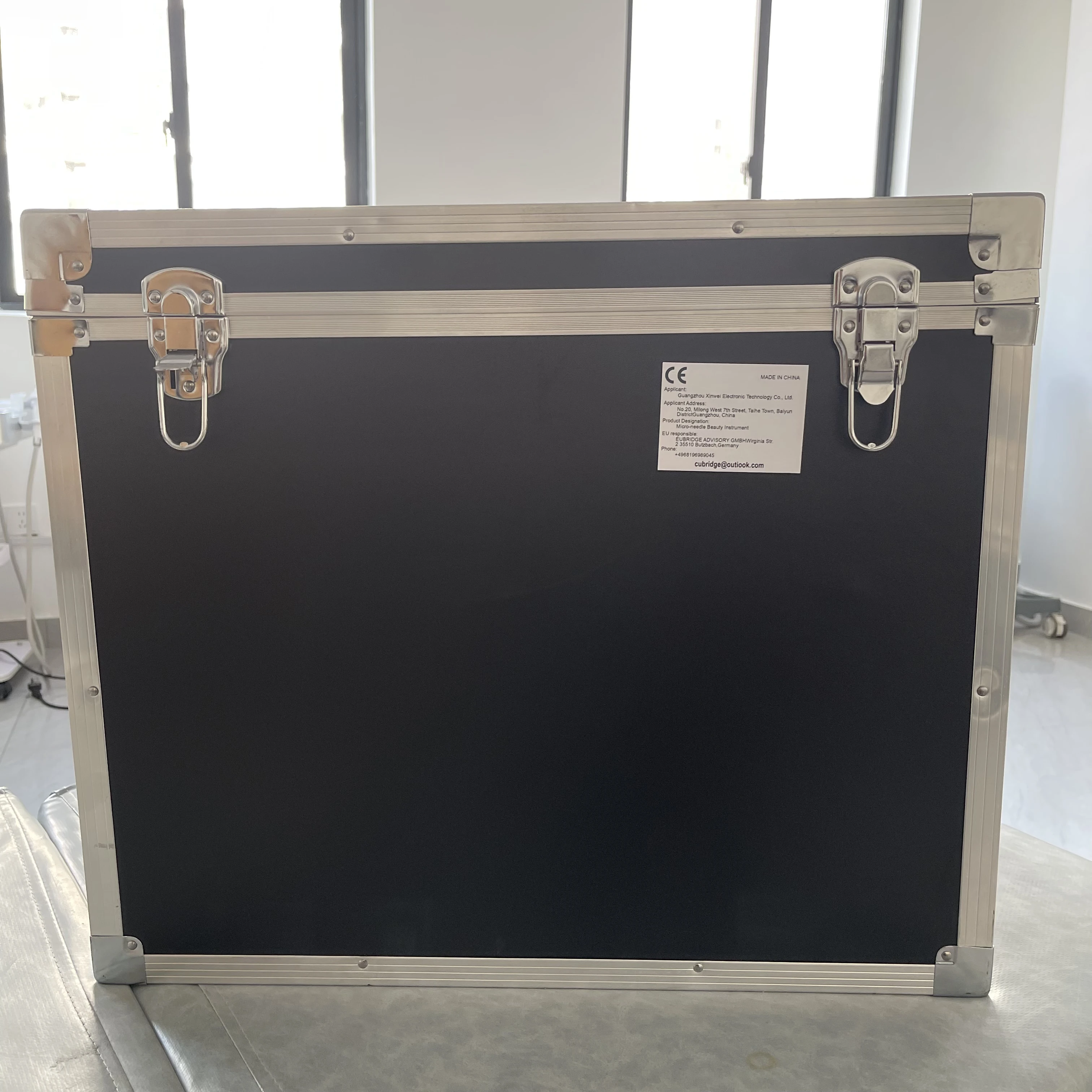 

NEW 10 Bar 808NM Diode Laser Hair Removal Machine 4 Wavelength Customized 4000W High Power ICE Platinum Alexandrite Painless