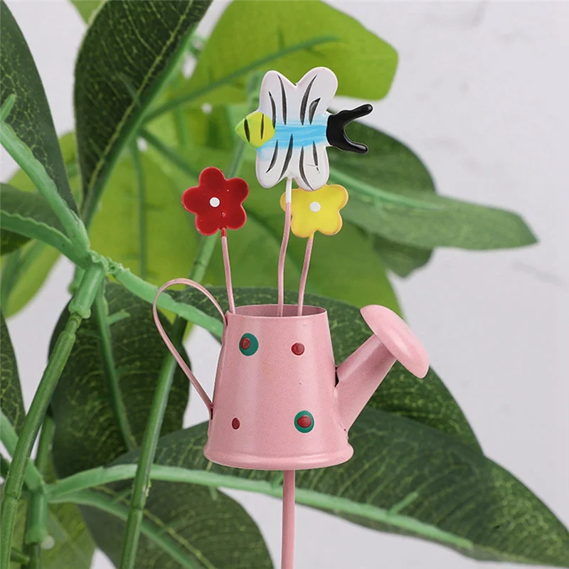 ABKJ-Iron Garden Stakes Decor Cartoon Watering Design Metal Yard Art Indoor Outdoor Lawn Pathway Patio Ornament