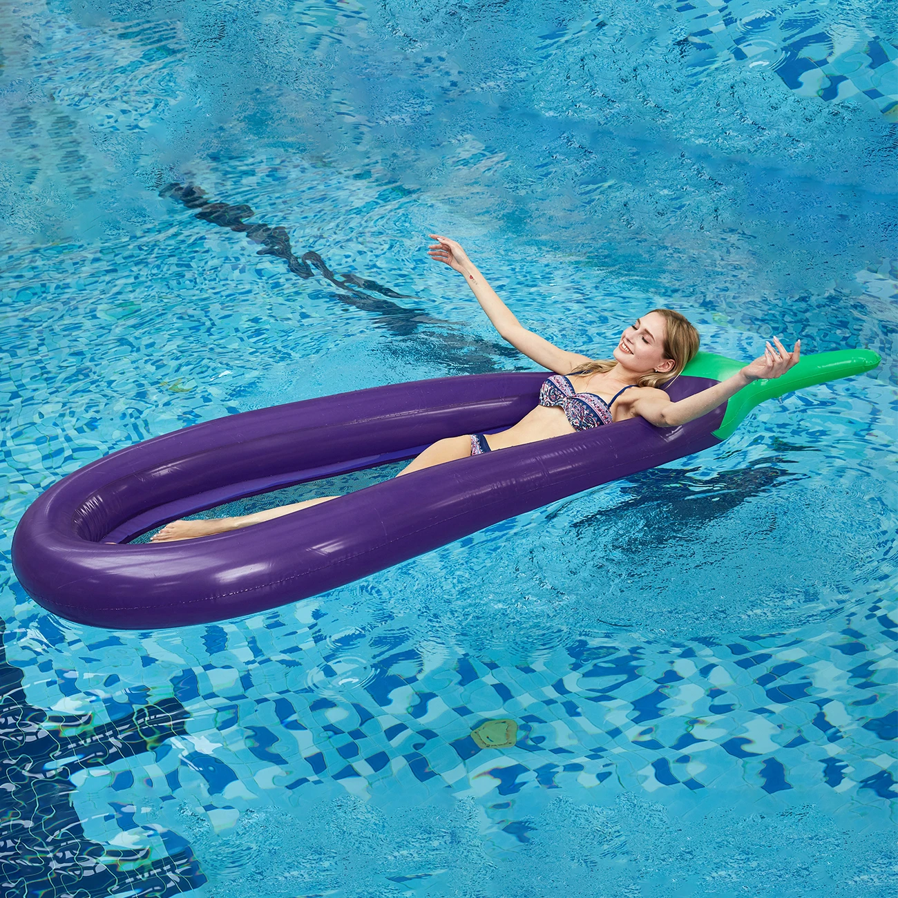 Hamaca inflable con forma de berenjena para adultos, flotadores de piscina, flotador de playa grueso de verano, anillo divertido para las axilas para relajación de agua, 1 ud.
