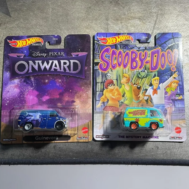 Hot Wheels Car Culture DMC55 Serie Animazione Classica Batman Land Shark Modellino Die-Cast da Collezione, Auto Giocattolo a Sorpresa - Disponibile