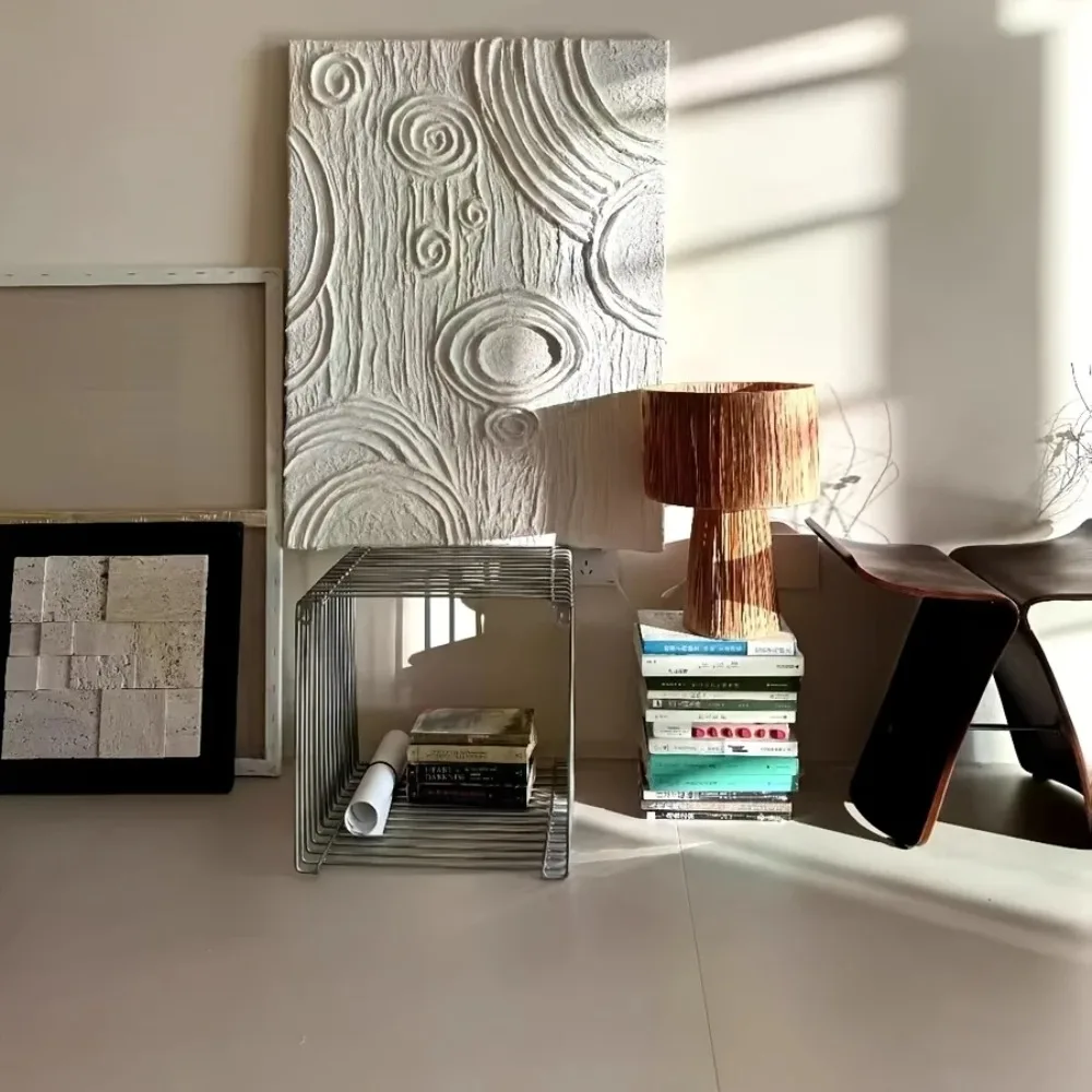 Silvery Metal Geometric Designer Lip-Shaped Stool Creative Storage Solution for Small Apartments Corner Utilization