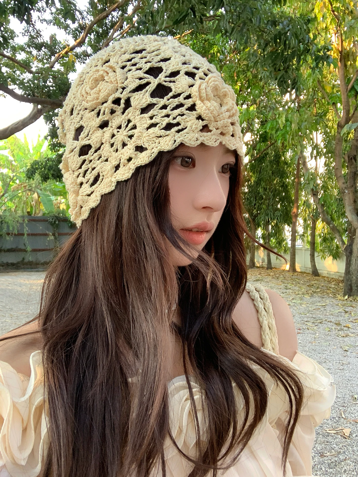 Spring Summer New Hand Knitted Hollow Flower Knit Headcap Women Breathable Face Slimming Overhead Hat Casual Style round Top