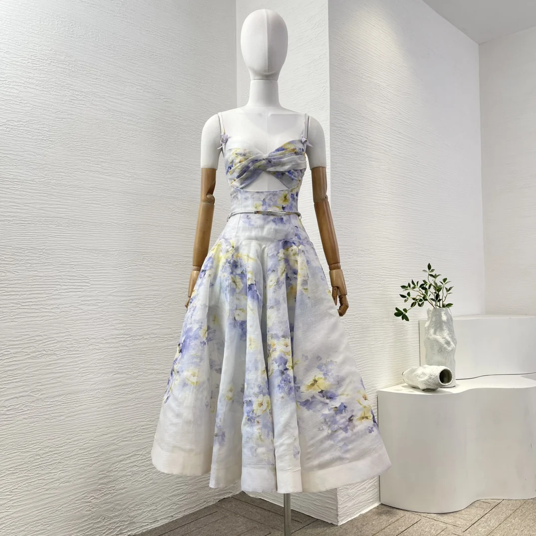 Robe mi-longue violette clair, sans manches, col en cœur, plissée, froncée, découpée, nouvelle mode 2025