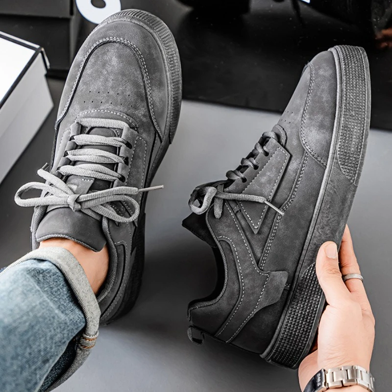 Zapatillas de deporte para hombre transpirables 2025 nueva moda coreana de verano zapatos ligeros para caminar hombres Casual estudiante calzado deportivo diario Men1