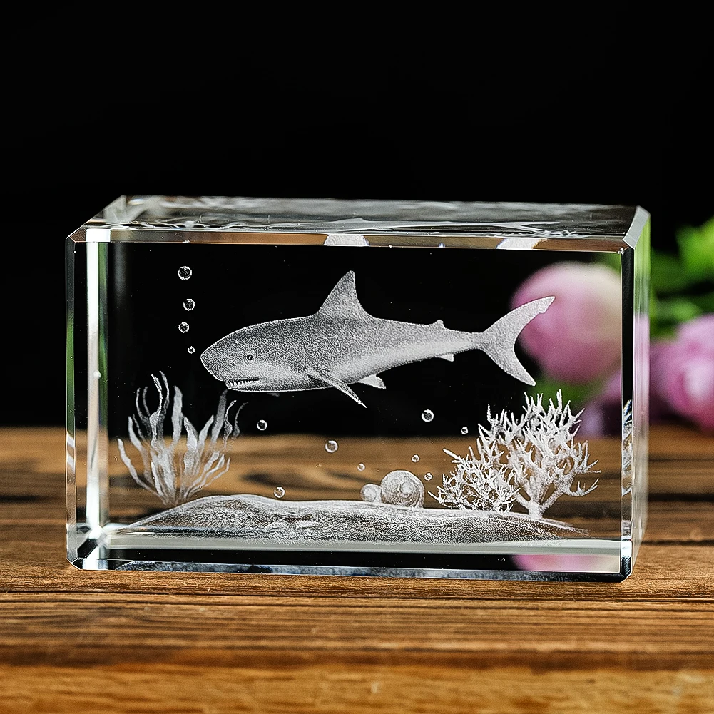 

Exquisite Carved Shark Silhouette Glass Paperweight Crystal Animal Ornament Desk Marine Life Decoration