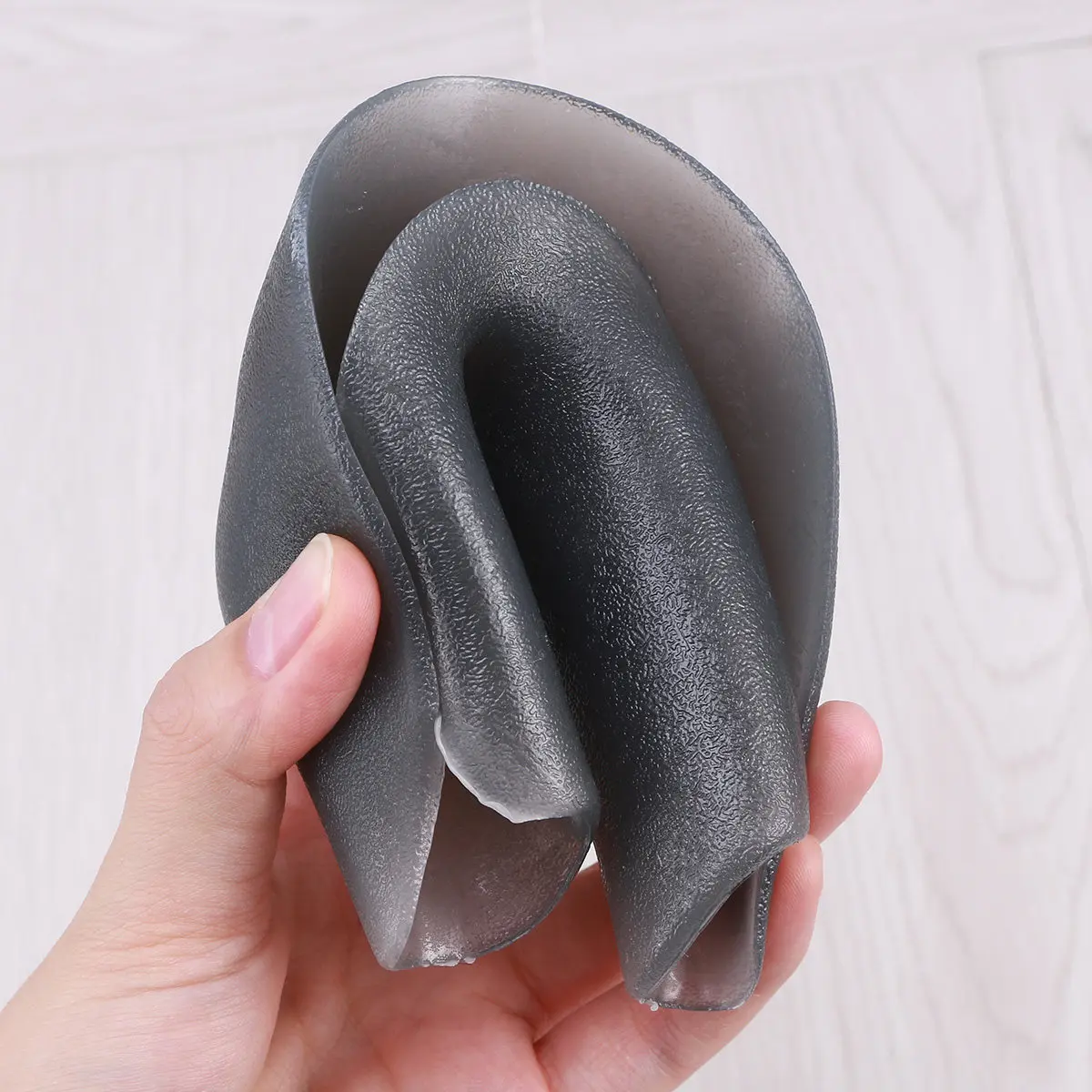 

Premium Silicone Salon Neck Cushion for Shampoo Bowl Hair Wash Rest Pillow Comfortable Non Slip Design Universal Use