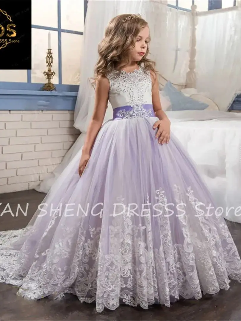 Luxus Spitze Blumen mädchen Kleid Illusion Knopf zurück Mädchen Geburtstags kleid Elfenbein Erstkommunion Kleider Robe de Princesse Fille