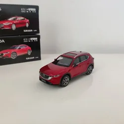 Modello di auto in lega di seconda generazione MAZDA CX-5 2022 in scala 1:64