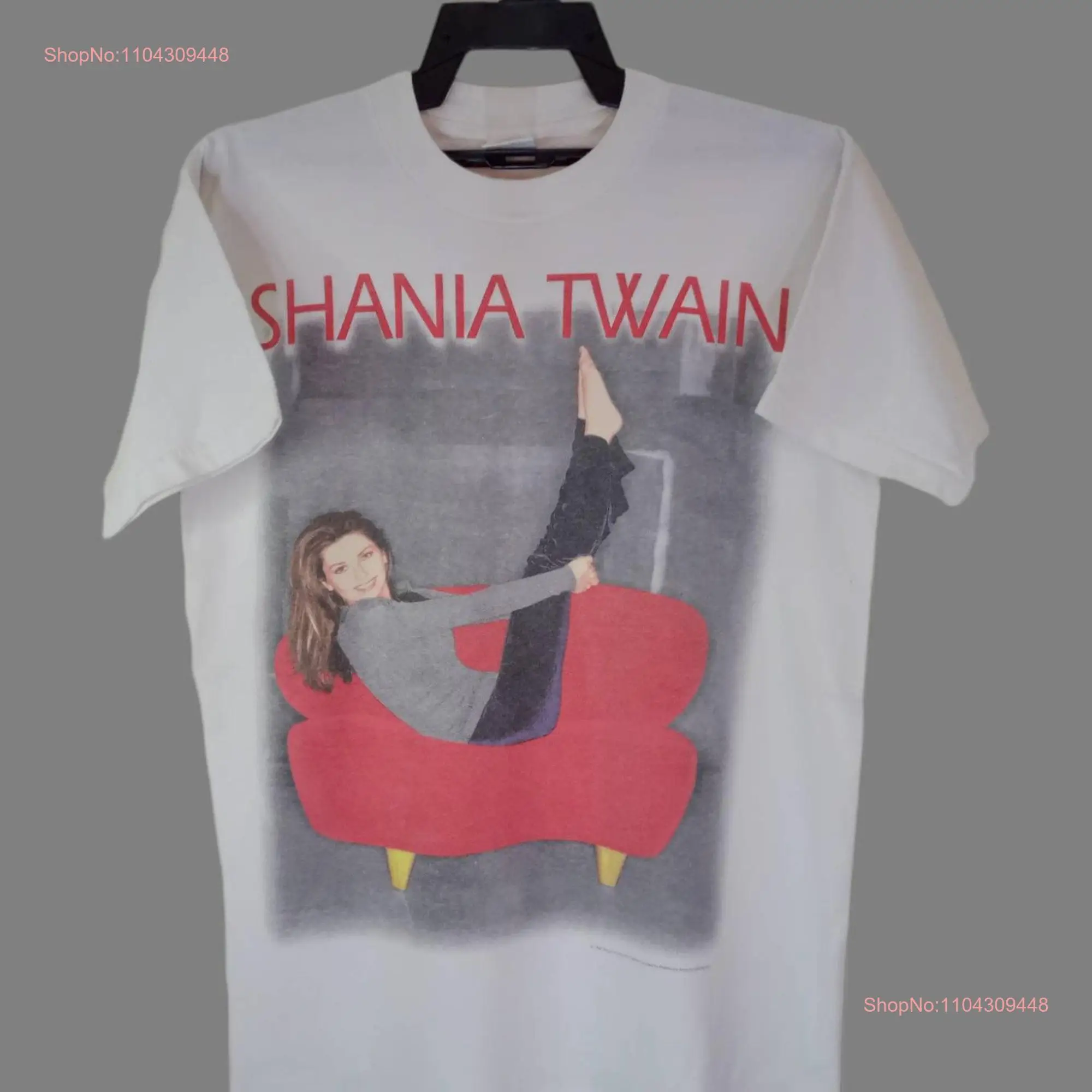 Vintage 90s SHANIA TWAIN Canadian Singer Songwriter White Medium T Shirt Music World Tour Concert Size M