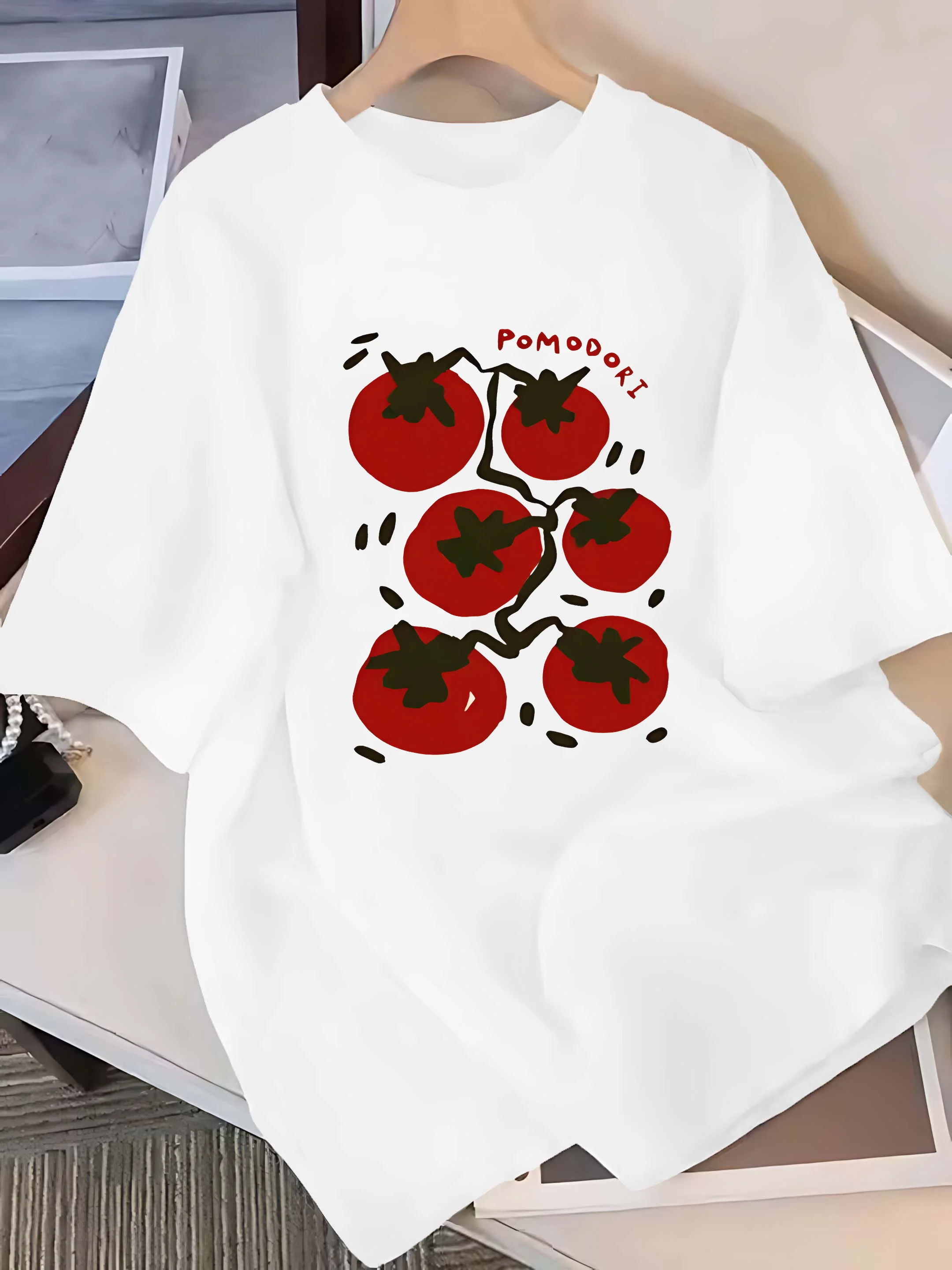 

Шестицветная футболка больших размеров с дизайном «Tomatoes MARKET FRUIT»