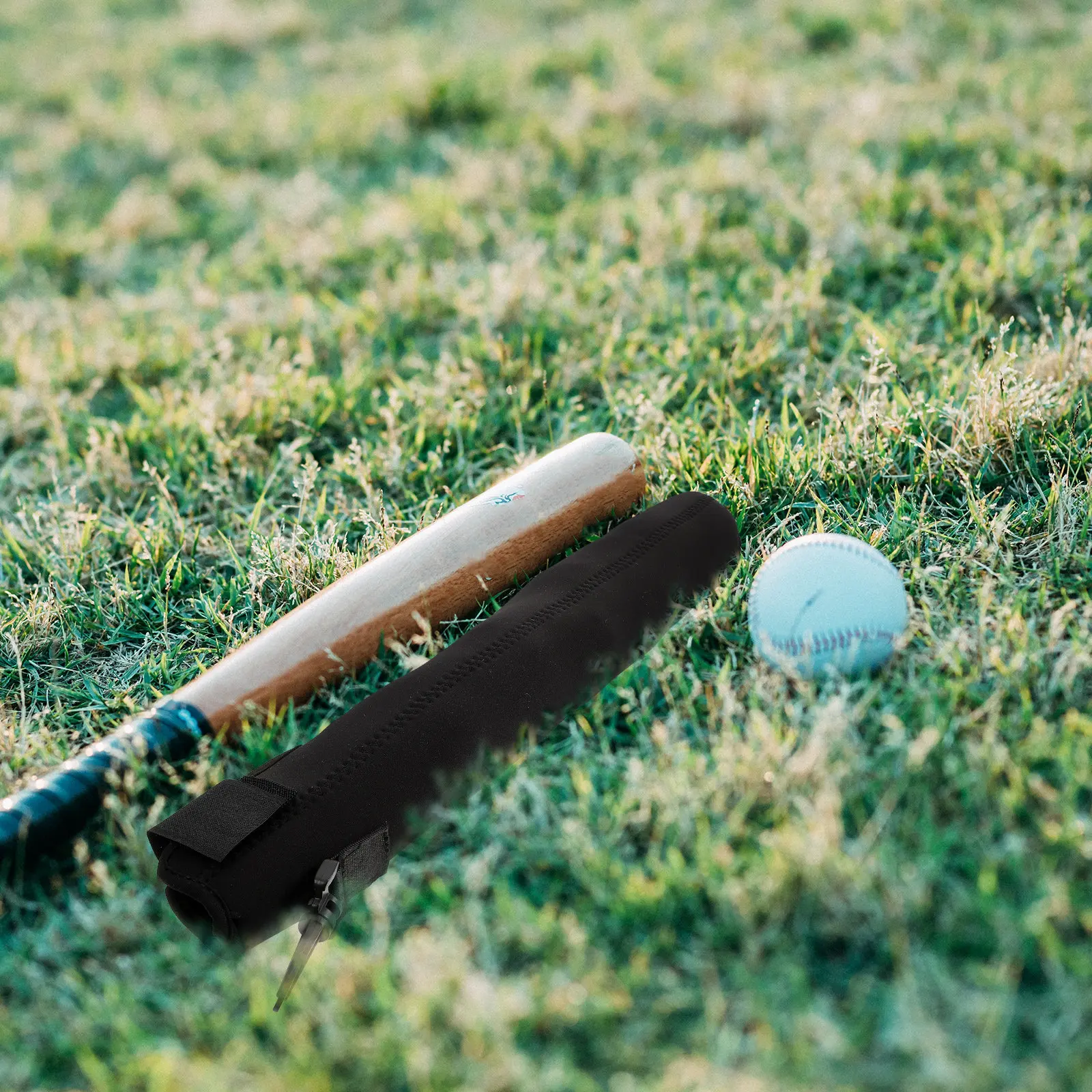 Golf Bat Cover Neoprene Baseball Bat Protector Compact Elastic Design Full Coverage Dust Proof Scratch Guard for Clubs