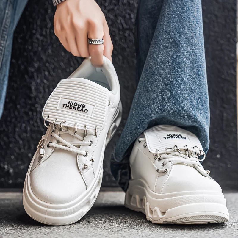 

Personalized Punk Metal Pendant Platform High-top Casual Fashion Sneakers for Students Trendy and Niche Sports Platform Shoes
