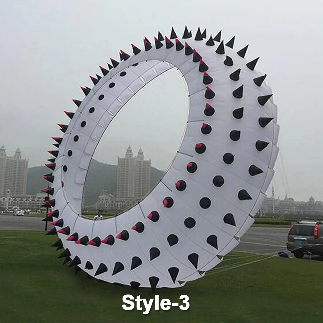 9KM 5m Spiky Bol Kite Line Laundry Kite Zacht opblaasbaar 30D Ripstop Nylon met tas voor Kite Festival (Accepteer groothandel)