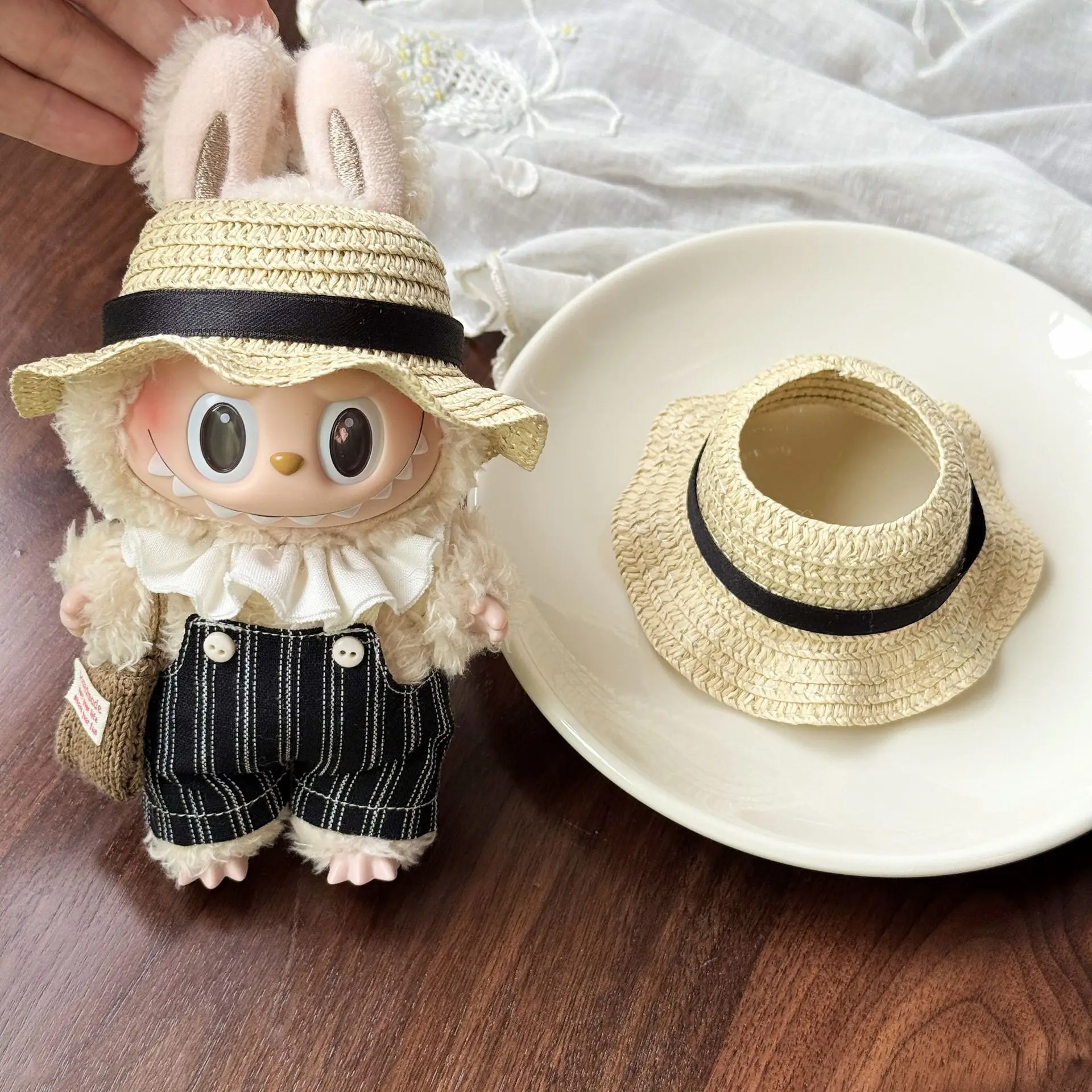 

Labubu 2nd Gen Macaron Party 17cm Labubu Christmas Outfit Set Macaron Vinyl Face Plush Doll Replacement Accessories