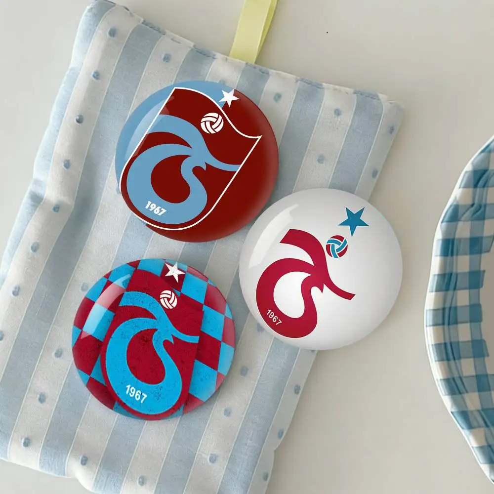 

Turkey T-Trabzonspor-S Badge Tinplate Soft Button Pin Brooch Metal Badge Custom Jewelry Accessories Hat Bag Lapel