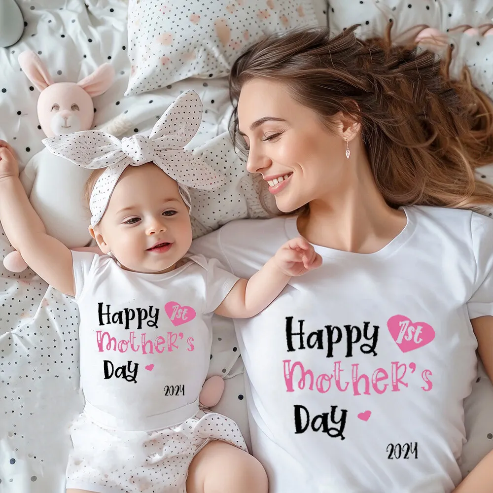 

Casual Short Sleeve Matching Set Our First Mother's Day 2024 Print Family Outfit Baby Romper+Mom T-shirt Hoilday Party Clothing