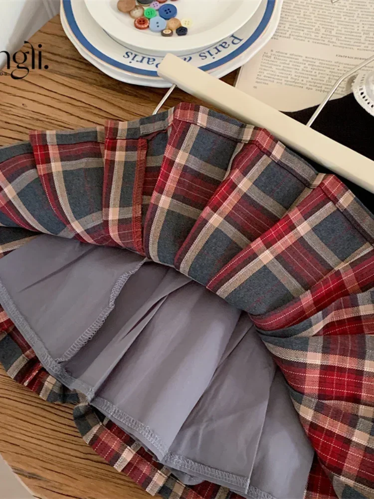 Girls Skirt Plaid Children 2024 New Spring and Summer Red Fashion Dress Simple Casual Skirt European Fashion Style Clothes