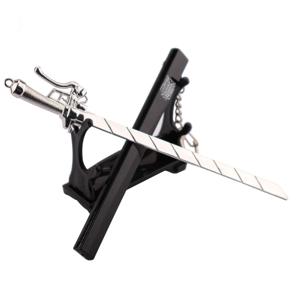 Anime Attack on Titan Art Sword Model portachiavi Shingeki no Kyojin Wings of Liberty ciondolo portachiavi fan gioielli da collezione