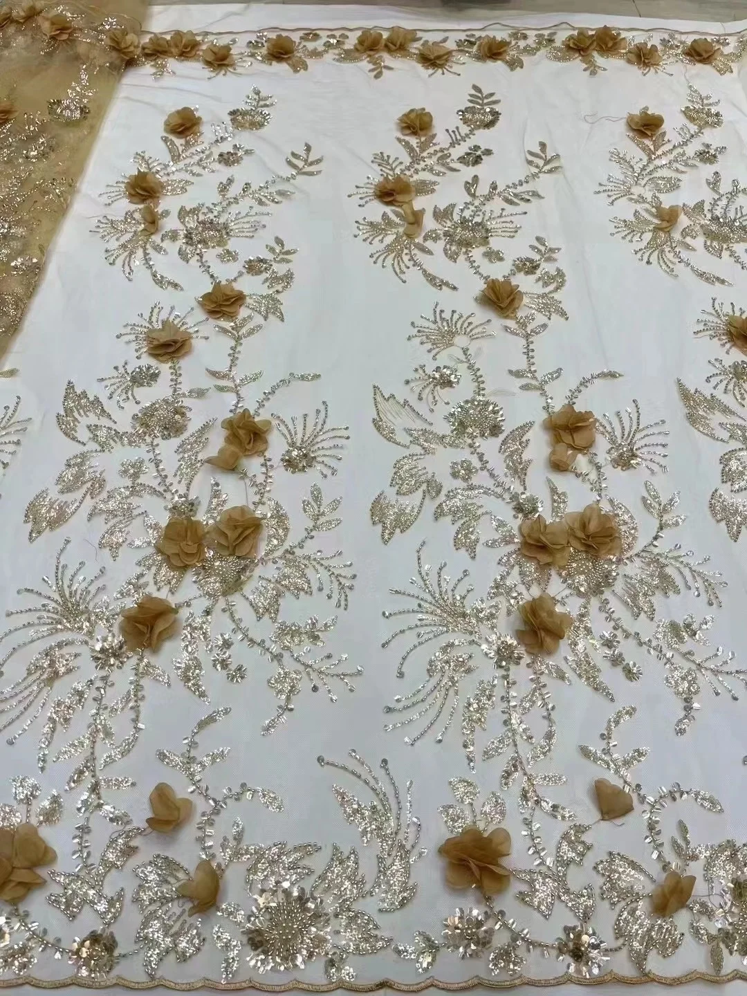 

Hot 3D Flowers African Lace Fabric With Beaded High Quality French Appliques Tulle Sequins Lace For Bridal Wedding Party Dress