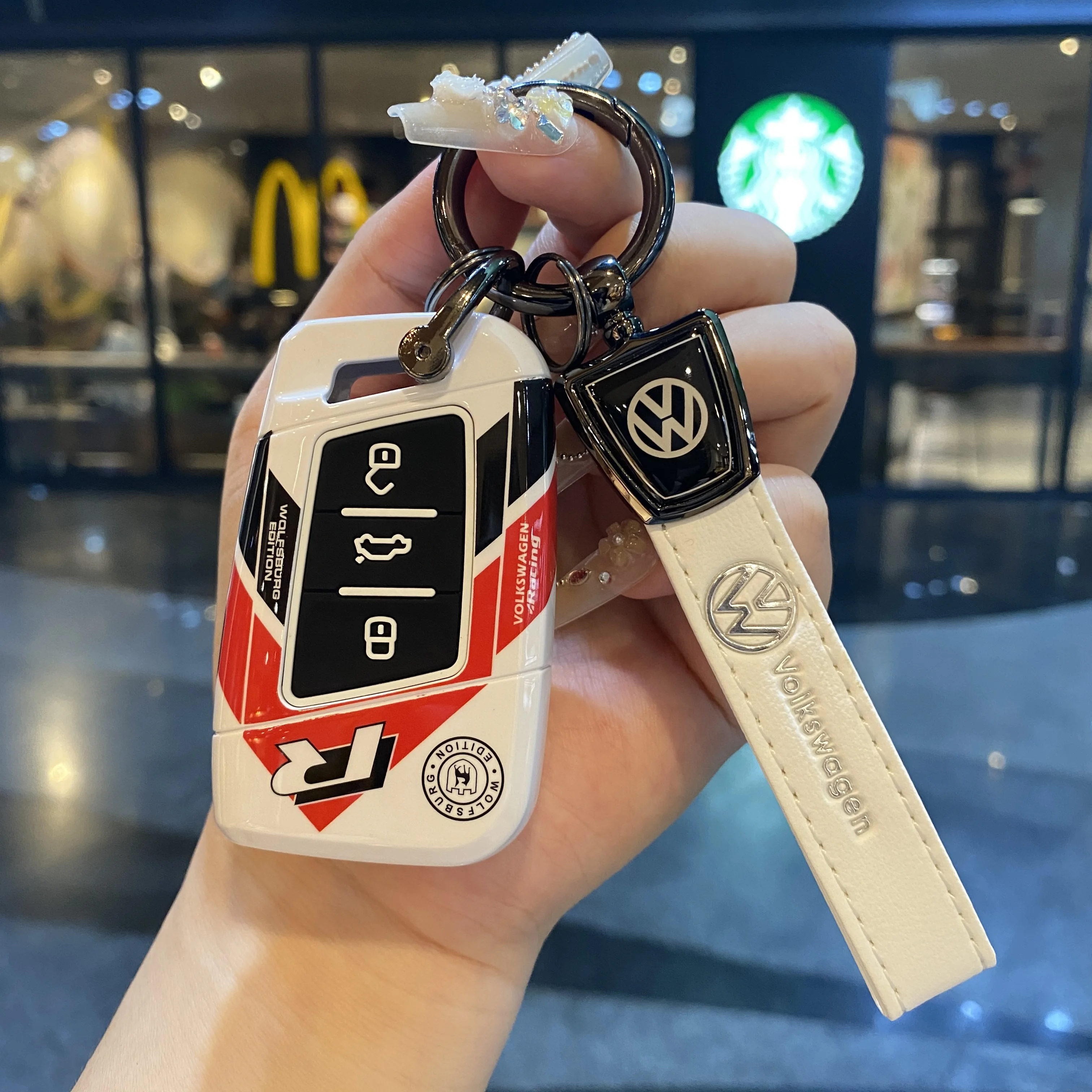 

For VW Volkseagen Passat B8 Magotan for Skoda Superb A7 Kodiaq Seat Car Key Case Cover Bag Shell Fob Protector