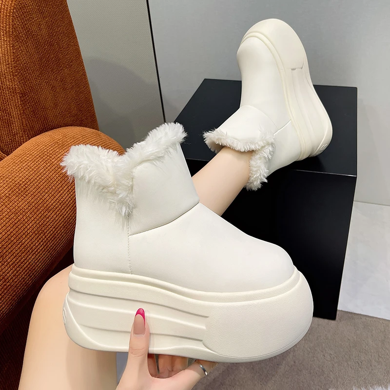 

New Fashionable Round Toe Elegant Snow Boots Winter Flat Wear-resistant Soft Students Plus Velvet Warm Women's Shoes 8cm