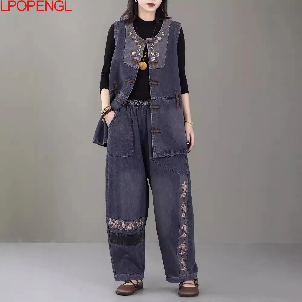 2024 New Literary Female Autumn Vintage Embroidery Round Neck Sleeveless Washed Distressed Single Breasted Denim Vest Cardigan