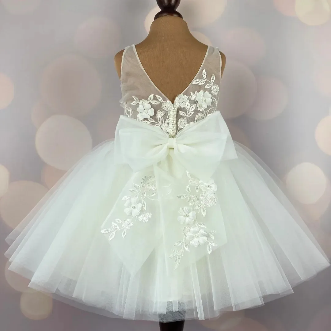 Custom Flower Girl Dress, Tulle Applique, Sleeveless with Bow, Suitable for Weddings, Birthday Parties, and Communion