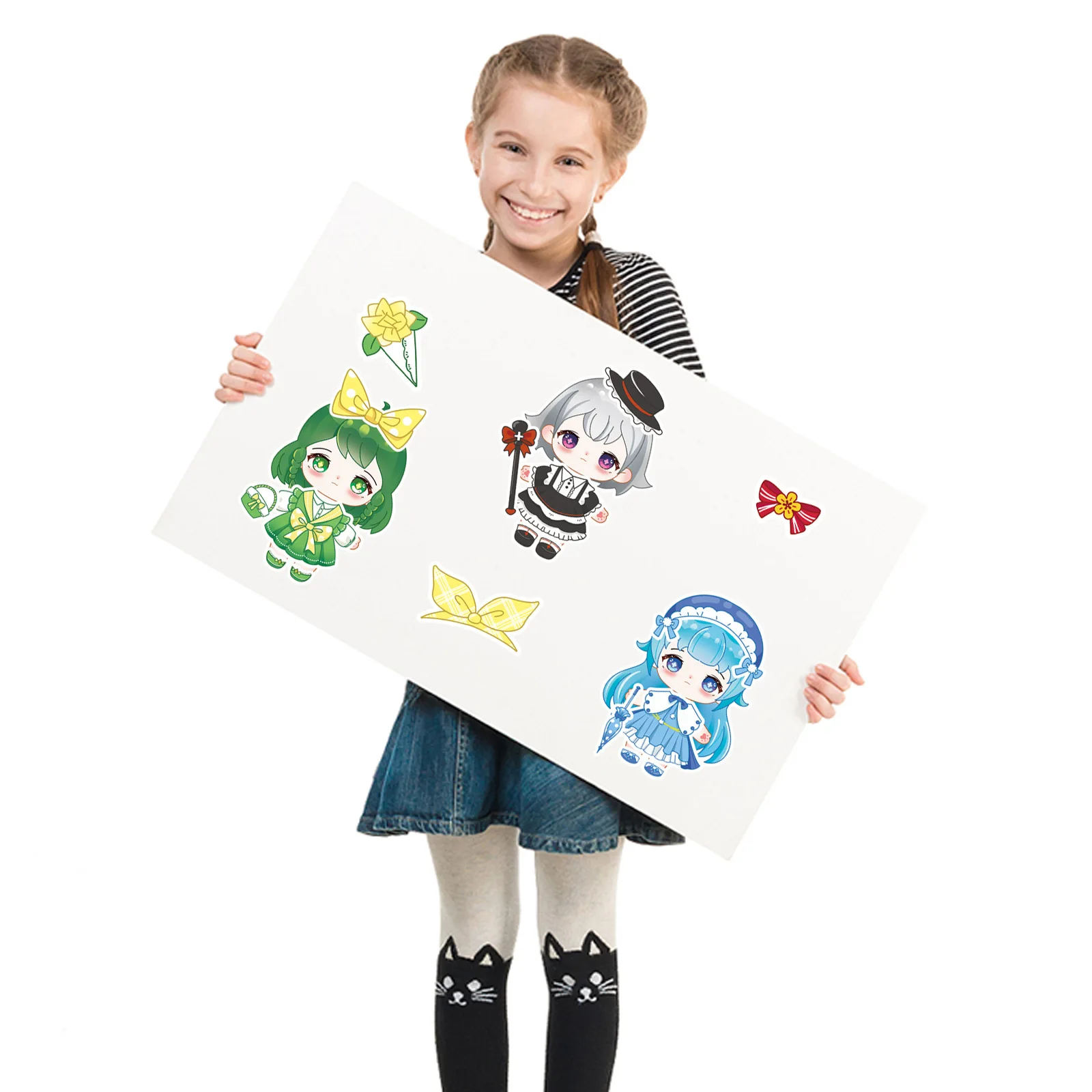 8 arkuszy naklejek z kreskówkowymi postaciami w stylu Q, bawełniane lalki, puzzle DIY, gra w przebieranki, naklejki na twarz, kreatywna interakcja rodzic-dziecko, seria kreskówkowa