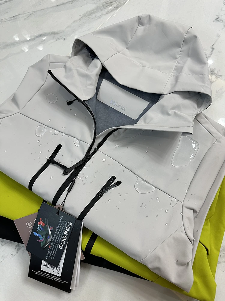 

Мужская повседневная куртка с капюшоном для активного отдыха, удобная, дышащая, весенне-осенняя, из полиэфирного волокна, ветрозащитная, водоотталкивающая, модная, городская.