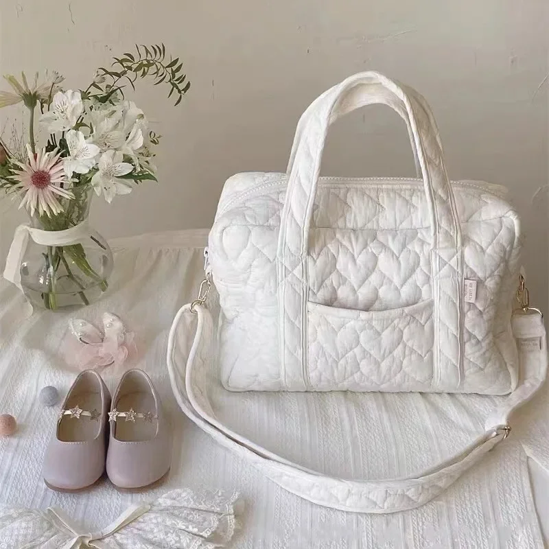 2024 New Korean Instagram Mommy Bag for Going Out Lightweight, Diagonal Spanning, Large Capacity Fashion Mommy BagHandheld