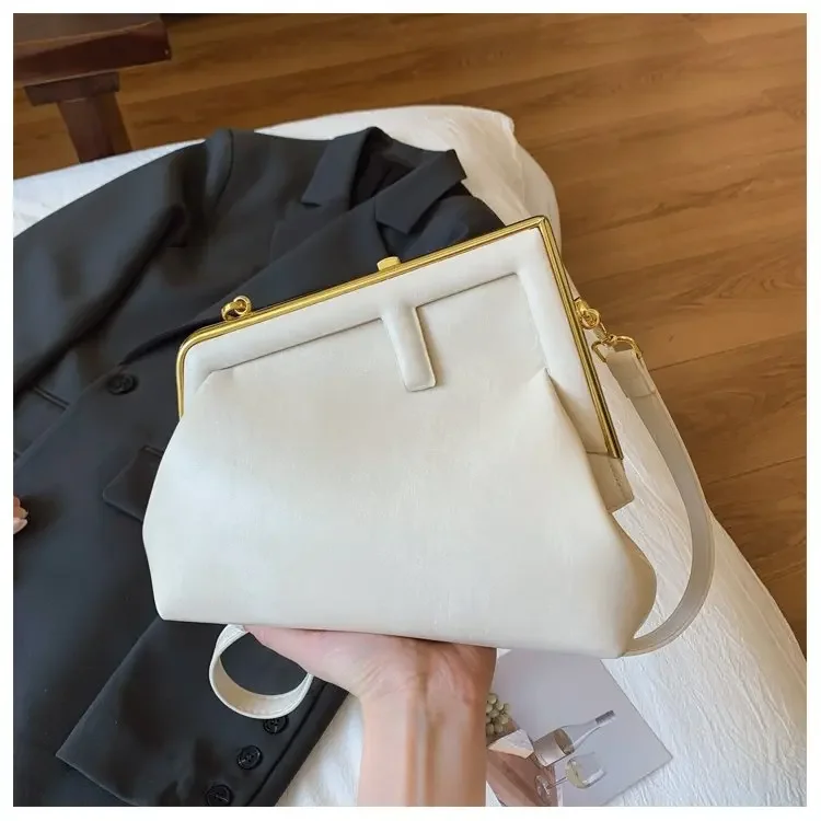 Unique Fashionable Leather Diaper Bag For Women Elegant Minimalist Designer Vintage Large Capacity Stylish Crossbody Bag - view 5